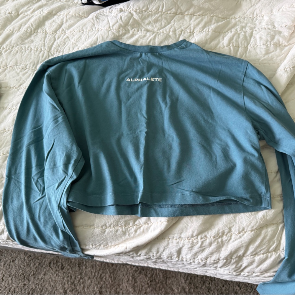 Alphalete top